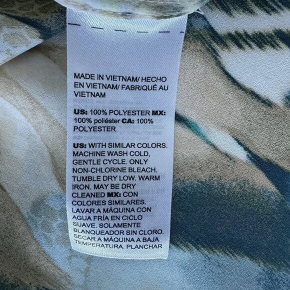 Chicos Snake & Tropical Print Tunic Top Size 2XL Bracelet Sleeve Y Neckline - Picture 8 of 9